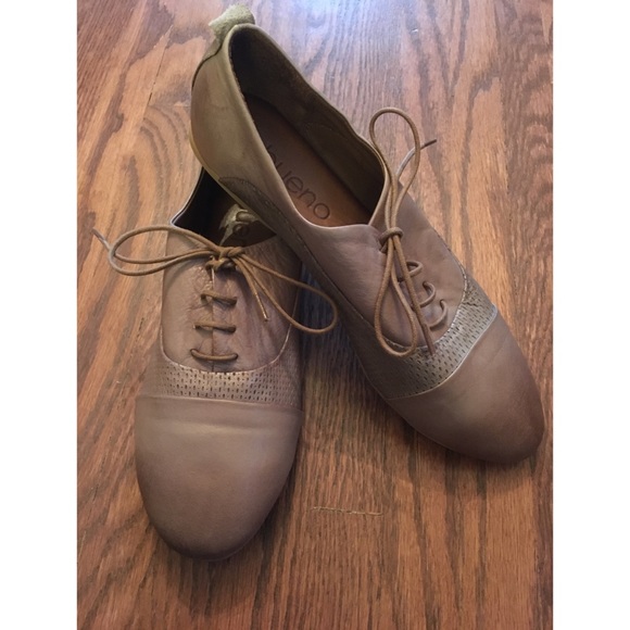 Bueno Shoes - Brand NEW Bueno Oxford Shoes